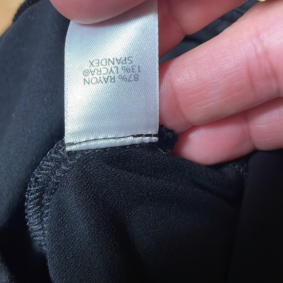 COPY - J Jill Black Wearever Smooth Fit Slim Leg Collection Pants - Picture 4 of 5